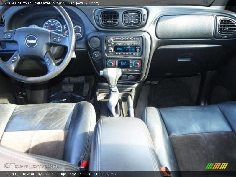 Dashboard of 2009 TrailBlazer SS AWD