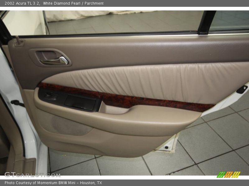 White Diamond Pearl / Parchment 2002 Acura TL 3.2