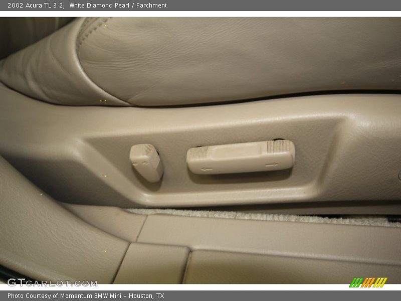 White Diamond Pearl / Parchment 2002 Acura TL 3.2