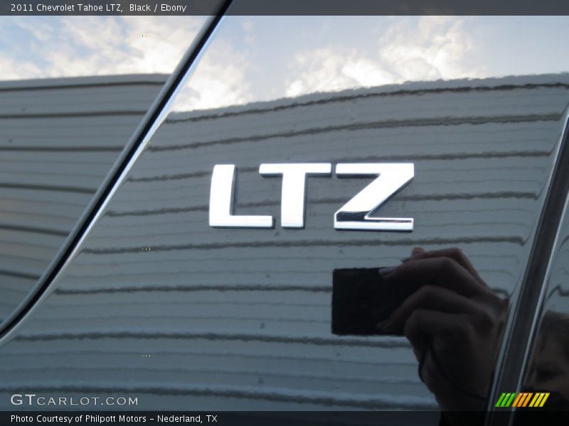 Black / Ebony 2011 Chevrolet Tahoe LTZ