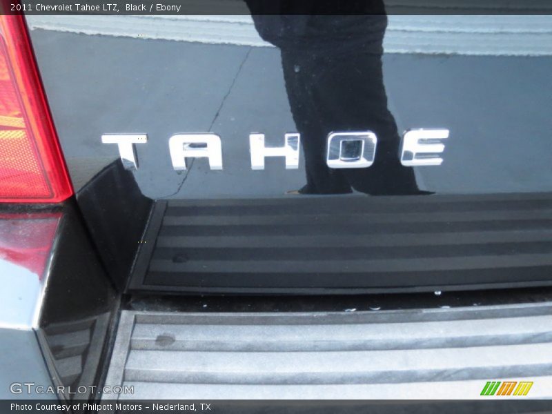 Black / Ebony 2011 Chevrolet Tahoe LTZ