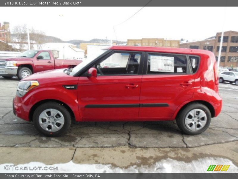 Molten Red / Black Cloth 2013 Kia Soul 1.6