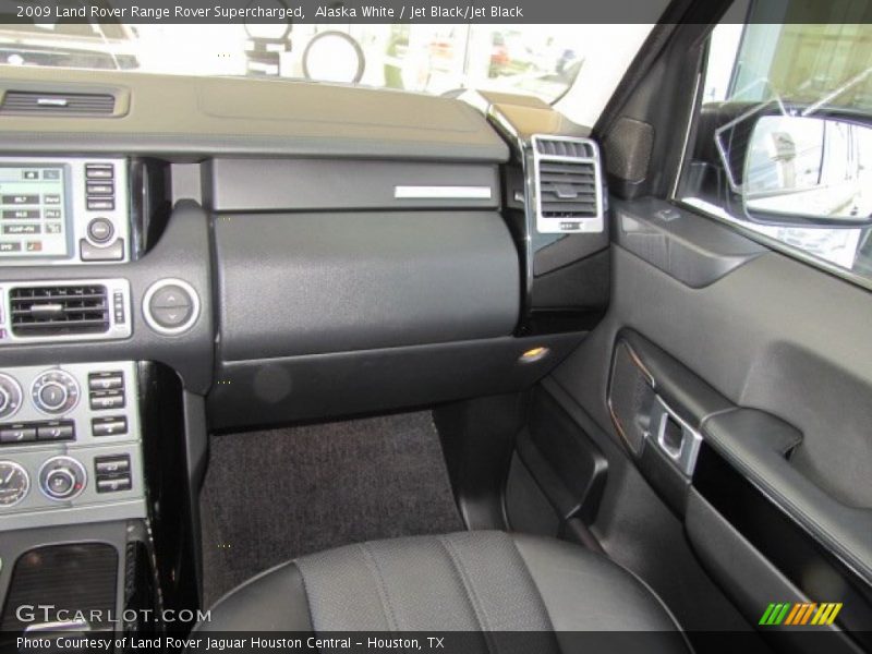 Alaska White / Jet Black/Jet Black 2009 Land Rover Range Rover Supercharged