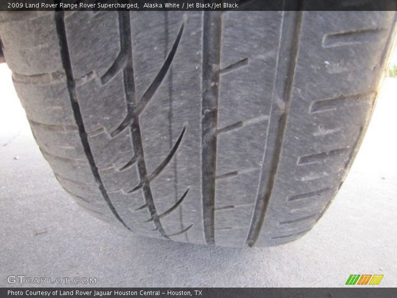 Alaska White / Jet Black/Jet Black 2009 Land Rover Range Rover Supercharged