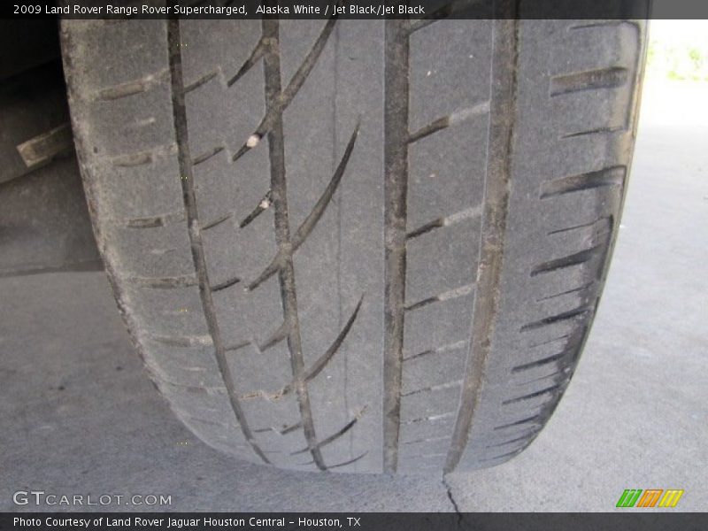 Alaska White / Jet Black/Jet Black 2009 Land Rover Range Rover Supercharged