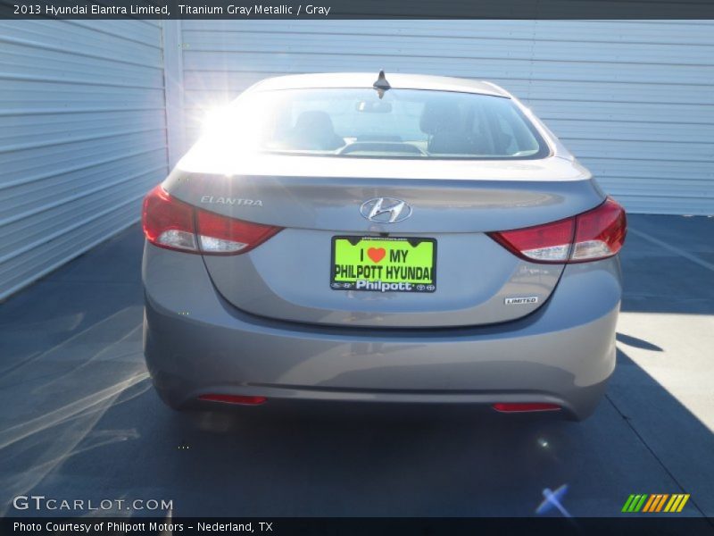 Titanium Gray Metallic / Gray 2013 Hyundai Elantra Limited