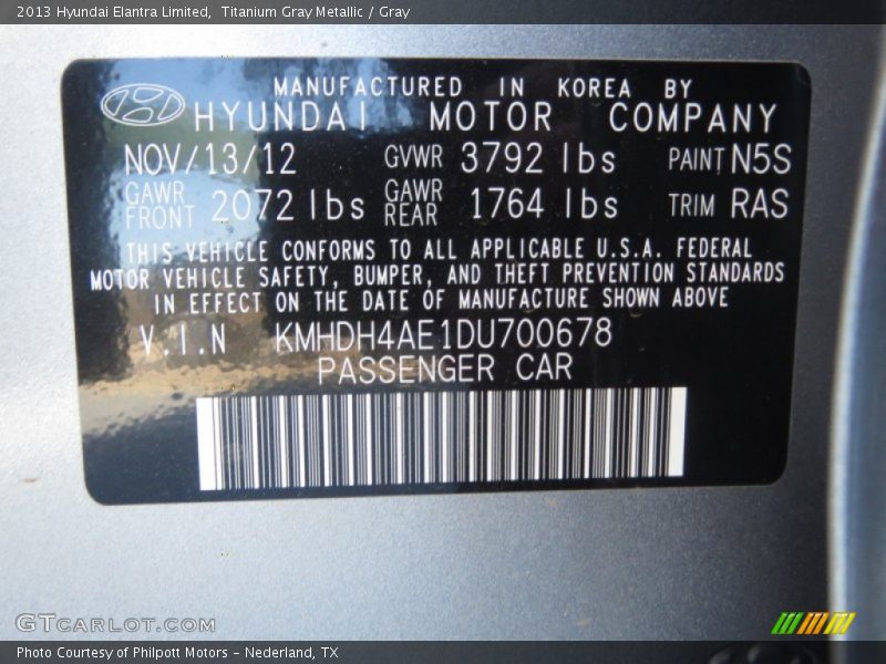 Titanium Gray Metallic / Gray 2013 Hyundai Elantra Limited