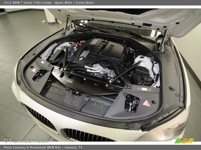 Alpine White / Oyster/Black 2012 BMW 7 Series 740Li Sedan