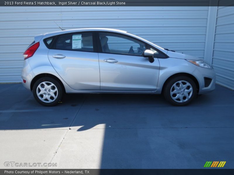 Ingot Silver / Charcoal Black/Light Stone 2013 Ford Fiesta S Hatchback