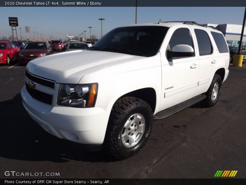 Front 3/4 View of 2010 Tahoe LT 4x4