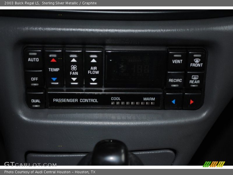 Sterling Silver Metallic / Graphite 2003 Buick Regal LS