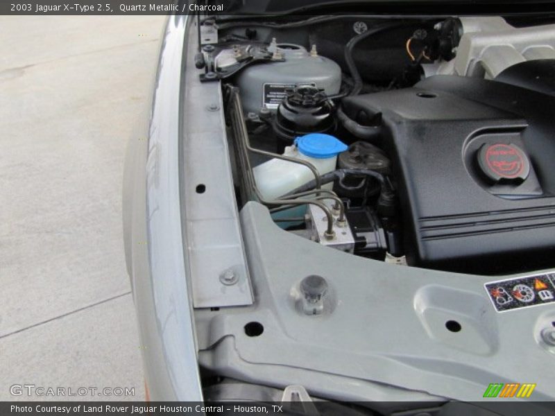 Quartz Metallic / Charcoal 2003 Jaguar X-Type 2.5