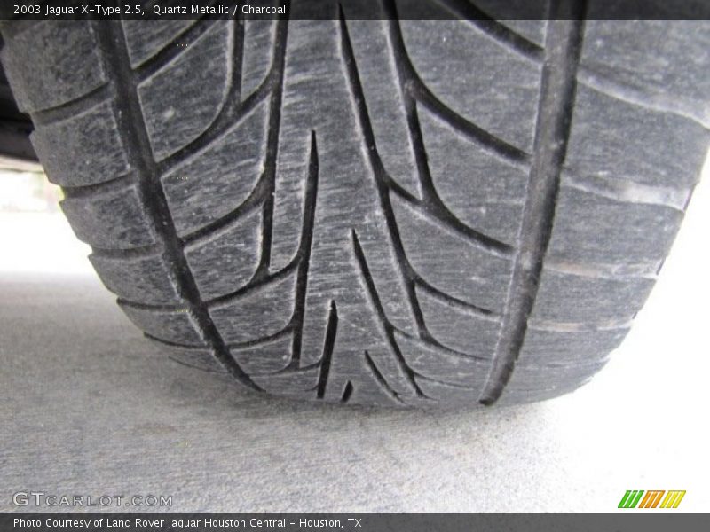 Quartz Metallic / Charcoal 2003 Jaguar X-Type 2.5