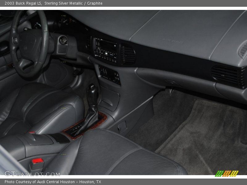 Sterling Silver Metallic / Graphite 2003 Buick Regal LS