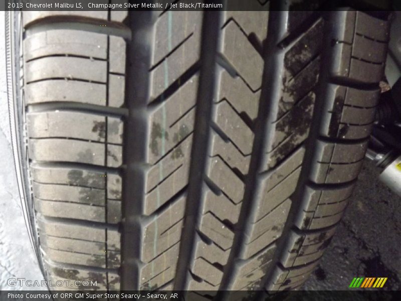Champagne Silver Metallic / Jet Black/Titanium 2013 Chevrolet Malibu LS