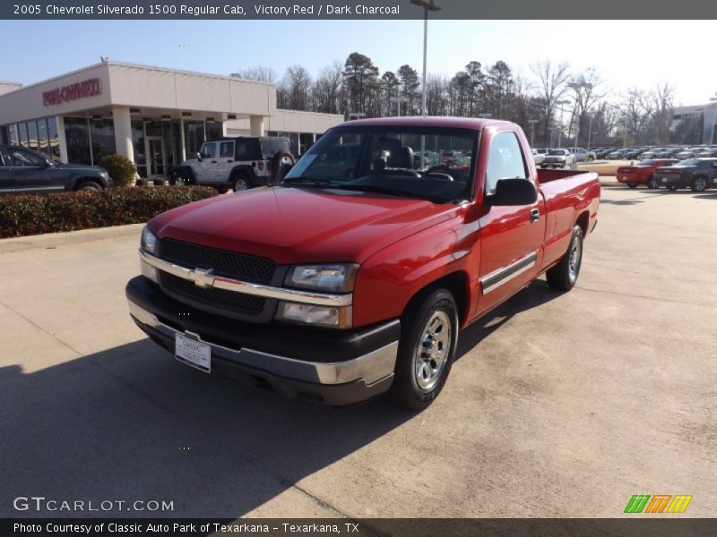 Victory Red / Dark Charcoal 2005 Chevrolet Silverado 1500 Regular Cab
