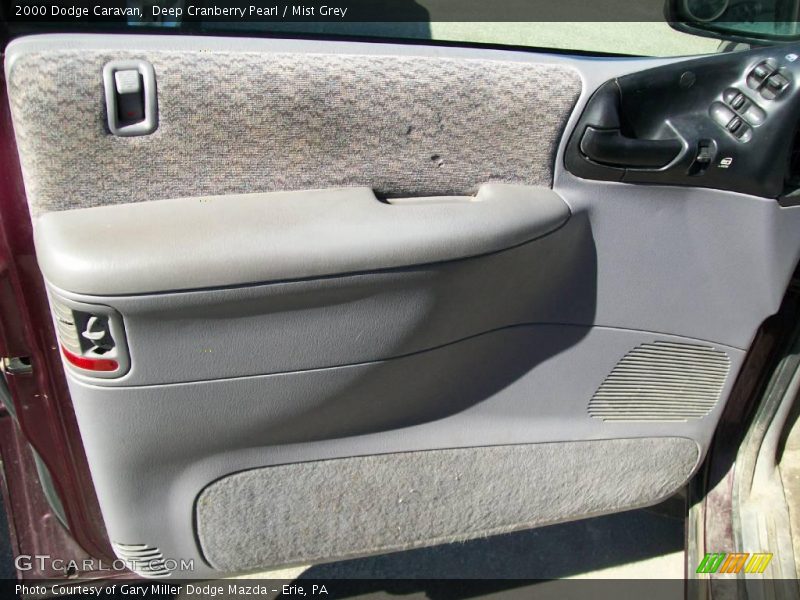 Deep Cranberry Pearl / Mist Grey 2000 Dodge Caravan