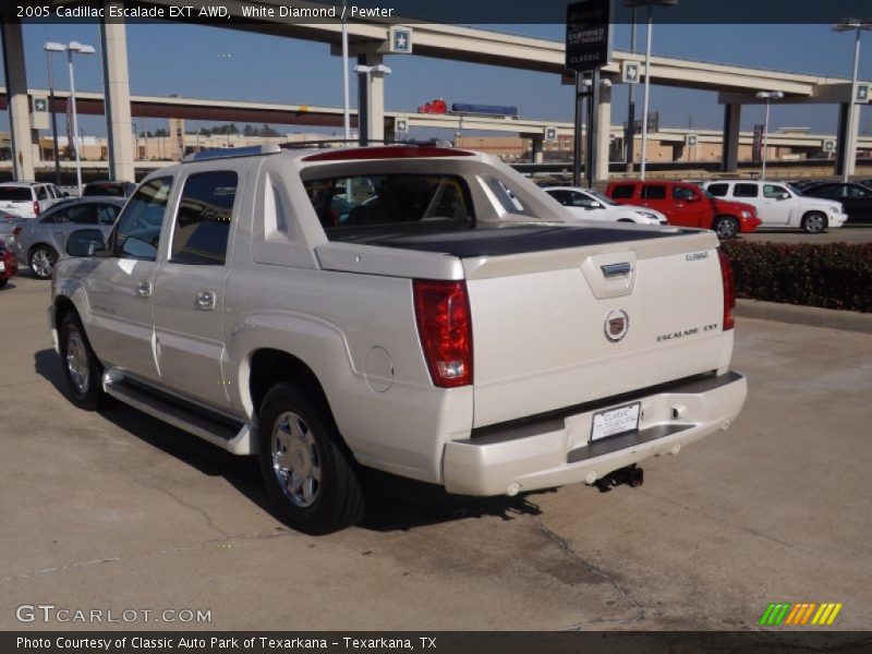 White Diamond / Pewter 2005 Cadillac Escalade EXT AWD
