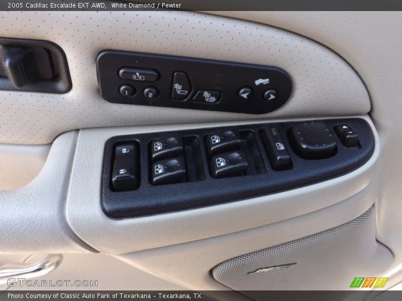 White Diamond / Pewter 2005 Cadillac Escalade EXT AWD