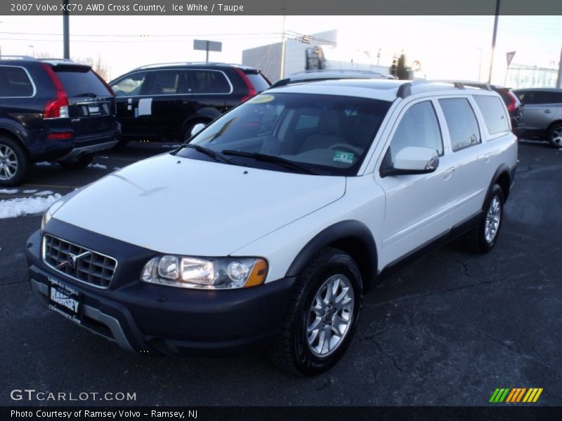 Ice White / Taupe 2007 Volvo XC70 AWD Cross Country