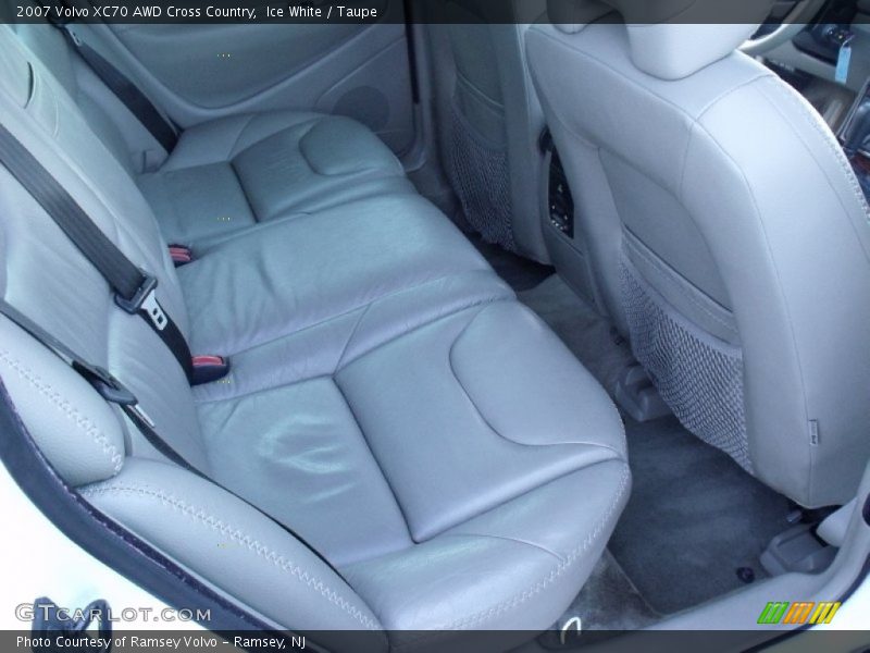 Ice White / Taupe 2007 Volvo XC70 AWD Cross Country