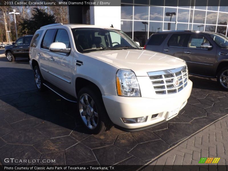 White Diamond Tricoat / Ebony 2013 Cadillac Escalade Luxury