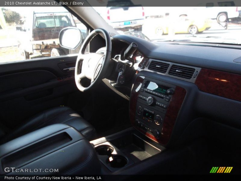 Black / Ebony 2010 Chevrolet Avalanche LT