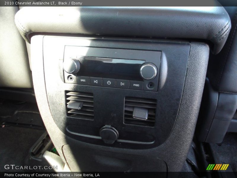 Black / Ebony 2010 Chevrolet Avalanche LT