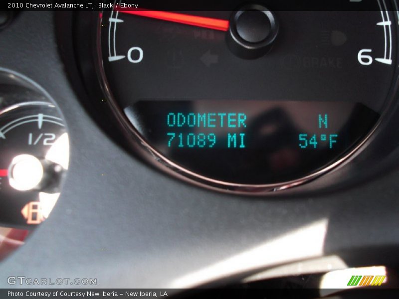 Black / Ebony 2010 Chevrolet Avalanche LT
