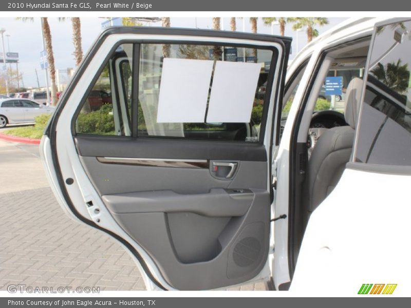 Pearl White / Beige 2010 Hyundai Santa Fe GLS