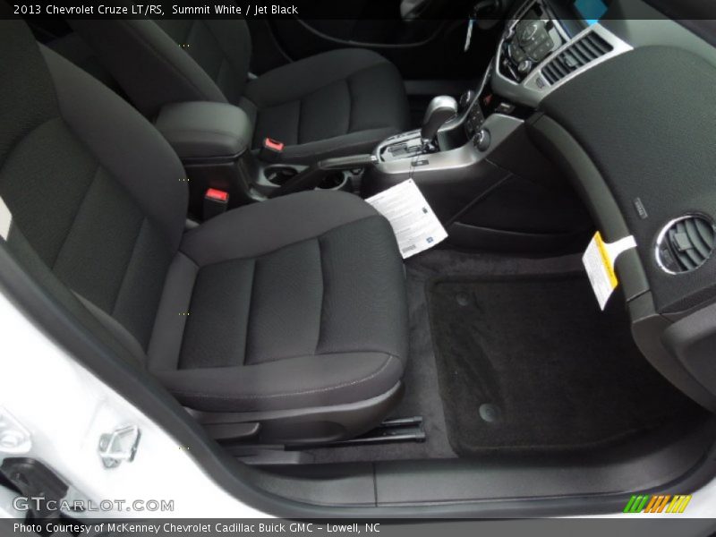 Summit White / Jet Black 2013 Chevrolet Cruze LT/RS