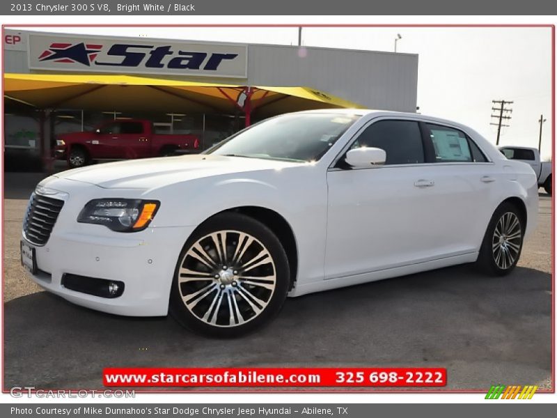 Bright White / Black 2013 Chrysler 300 S V8