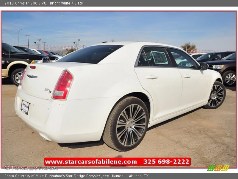 Bright White / Black 2013 Chrysler 300 S V8