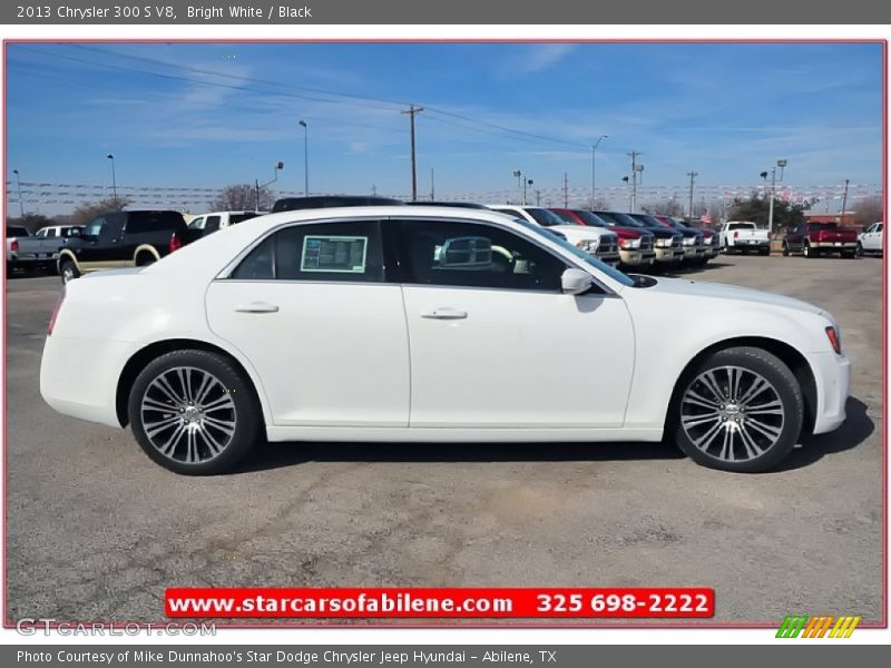 Bright White / Black 2013 Chrysler 300 S V8