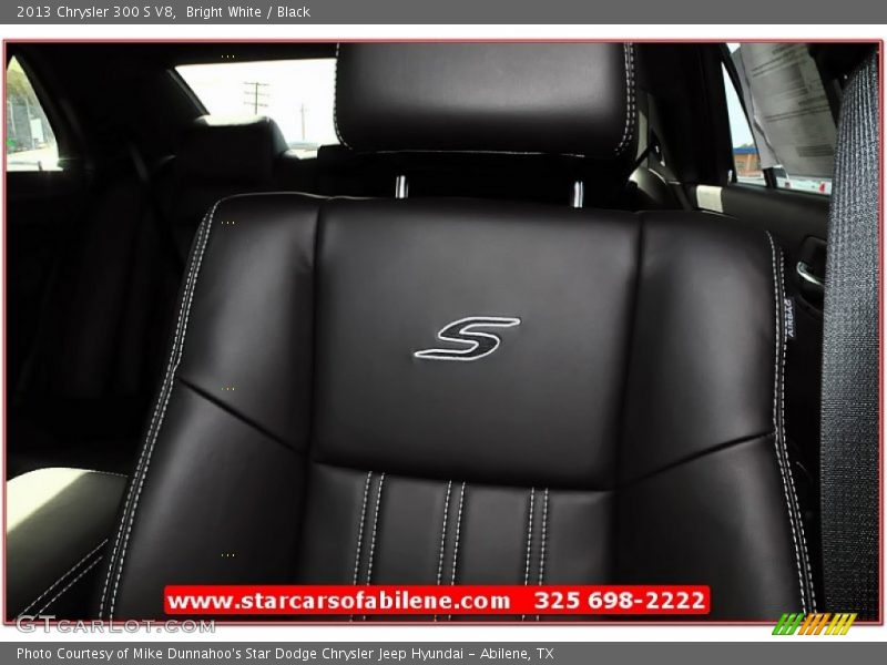 Bright White / Black 2013 Chrysler 300 S V8