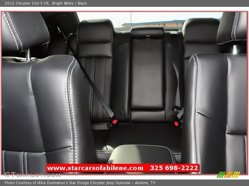 Bright White / Black 2013 Chrysler 300 S V8