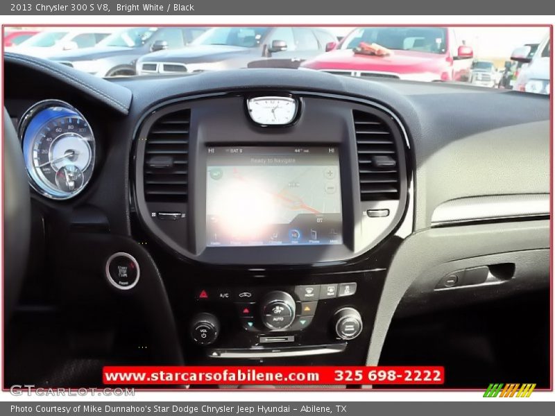 Bright White / Black 2013 Chrysler 300 S V8