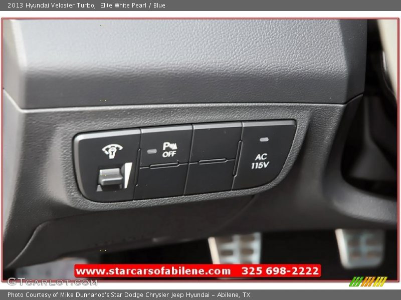 Elite White Pearl / Blue 2013 Hyundai Veloster Turbo