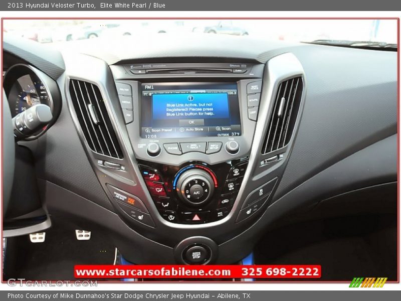 Elite White Pearl / Blue 2013 Hyundai Veloster Turbo