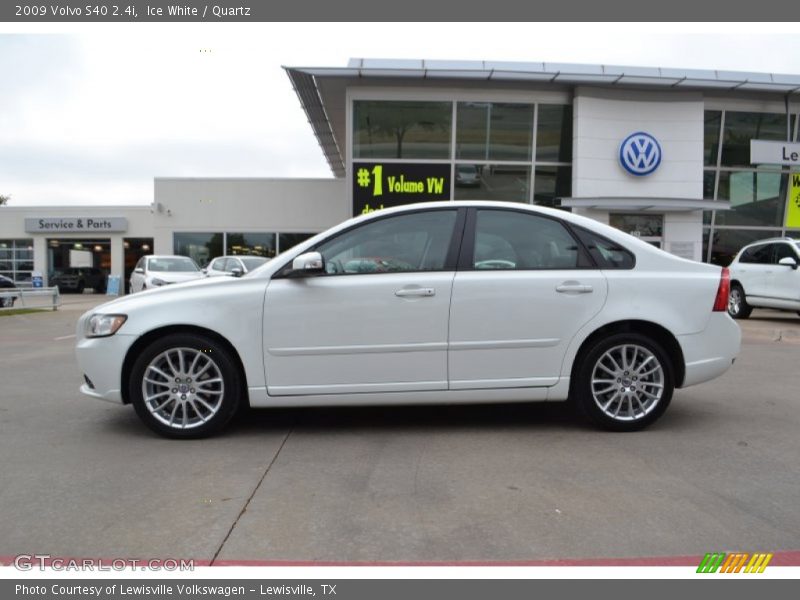 Ice White / Quartz 2009 Volvo S40 2.4i