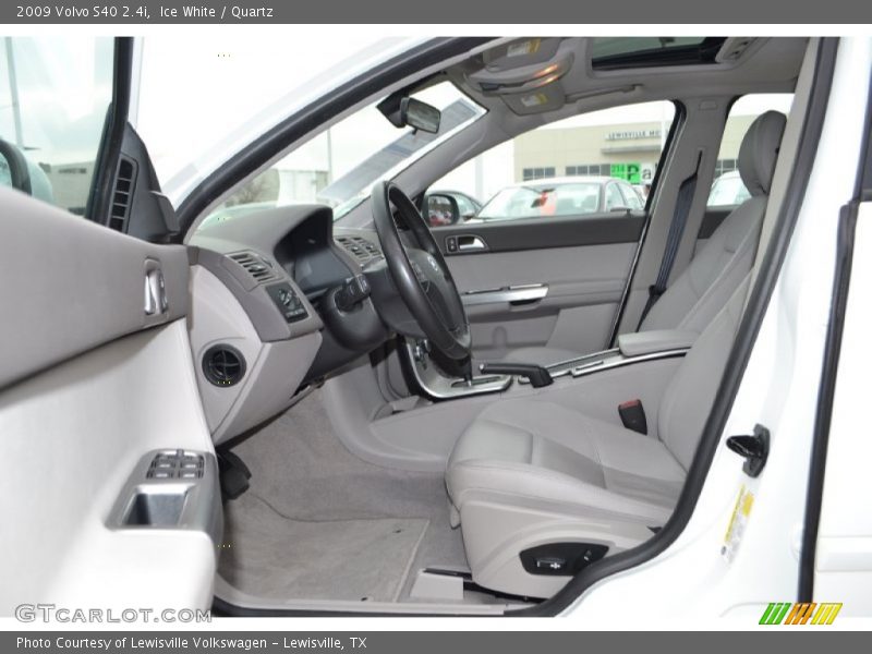 Ice White / Quartz 2009 Volvo S40 2.4i