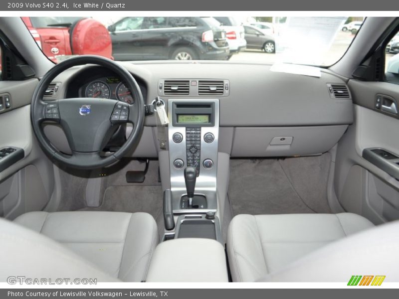 Ice White / Quartz 2009 Volvo S40 2.4i