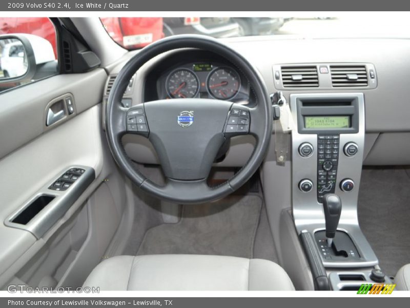 Ice White / Quartz 2009 Volvo S40 2.4i