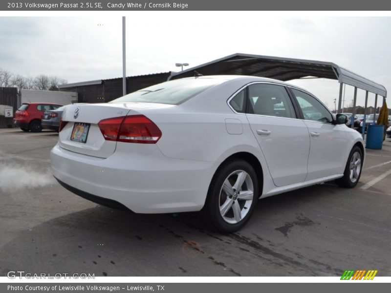 Candy White / Cornsilk Beige 2013 Volkswagen Passat 2.5L SE