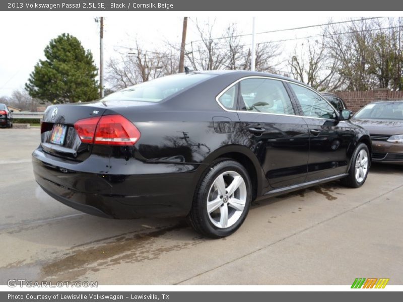 Black / Cornsilk Beige 2013 Volkswagen Passat 2.5L SE