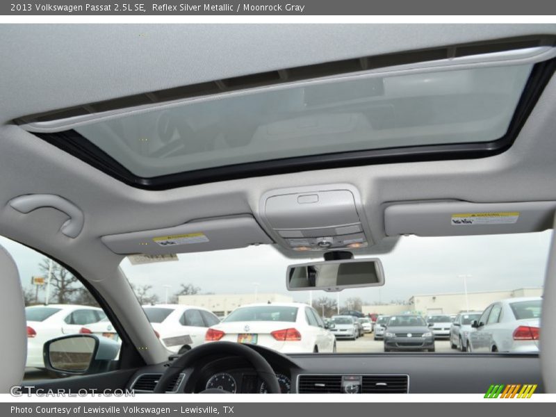 Reflex Silver Metallic / Moonrock Gray 2013 Volkswagen Passat 2.5L SE