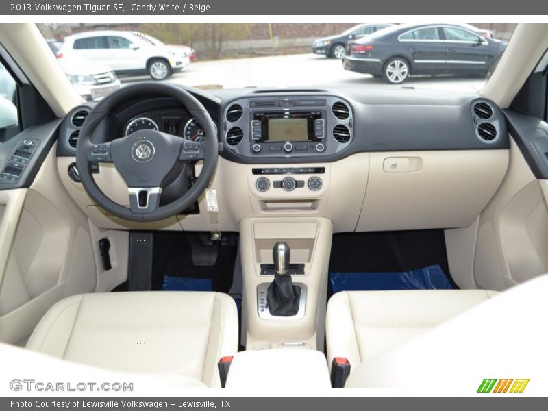 Candy White / Beige 2013 Volkswagen Tiguan SE