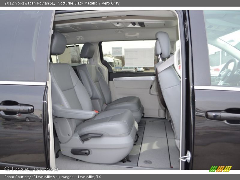 Nocturne Black Metallic / Aero Gray 2012 Volkswagen Routan SE