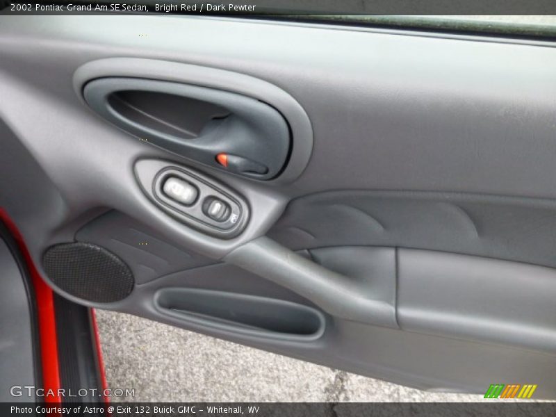 Bright Red / Dark Pewter 2002 Pontiac Grand Am SE Sedan