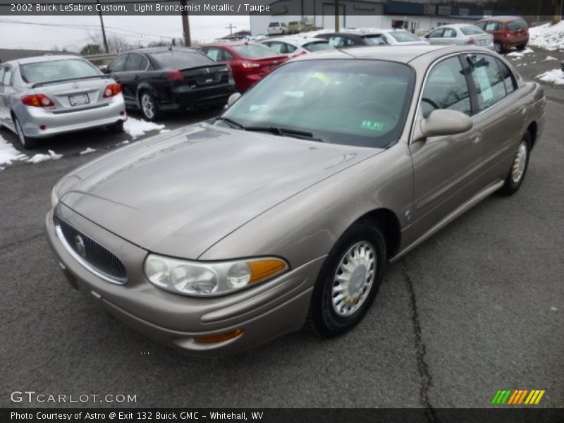 Front 3/4 View of 2002 LeSabre Custom